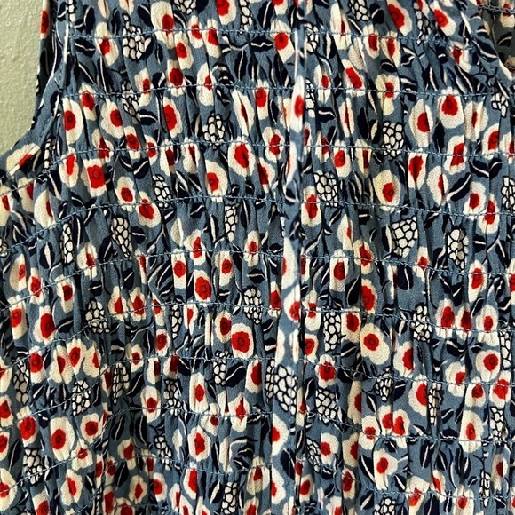 Rose + Olive abstract floral pattern sleeveless blouse size extra small - Picture 3 of 7